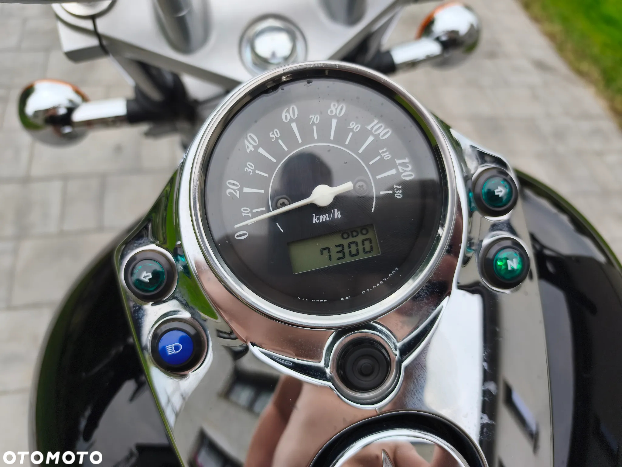 Suzuki Intruder - 33