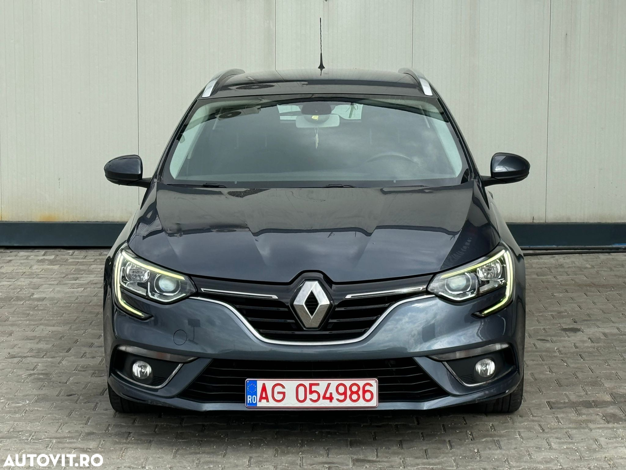 Renault Megane BLUE dCi 115 EDC LIMITED - 10
