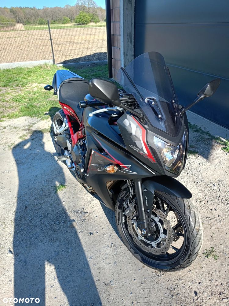 Honda CBR - 7