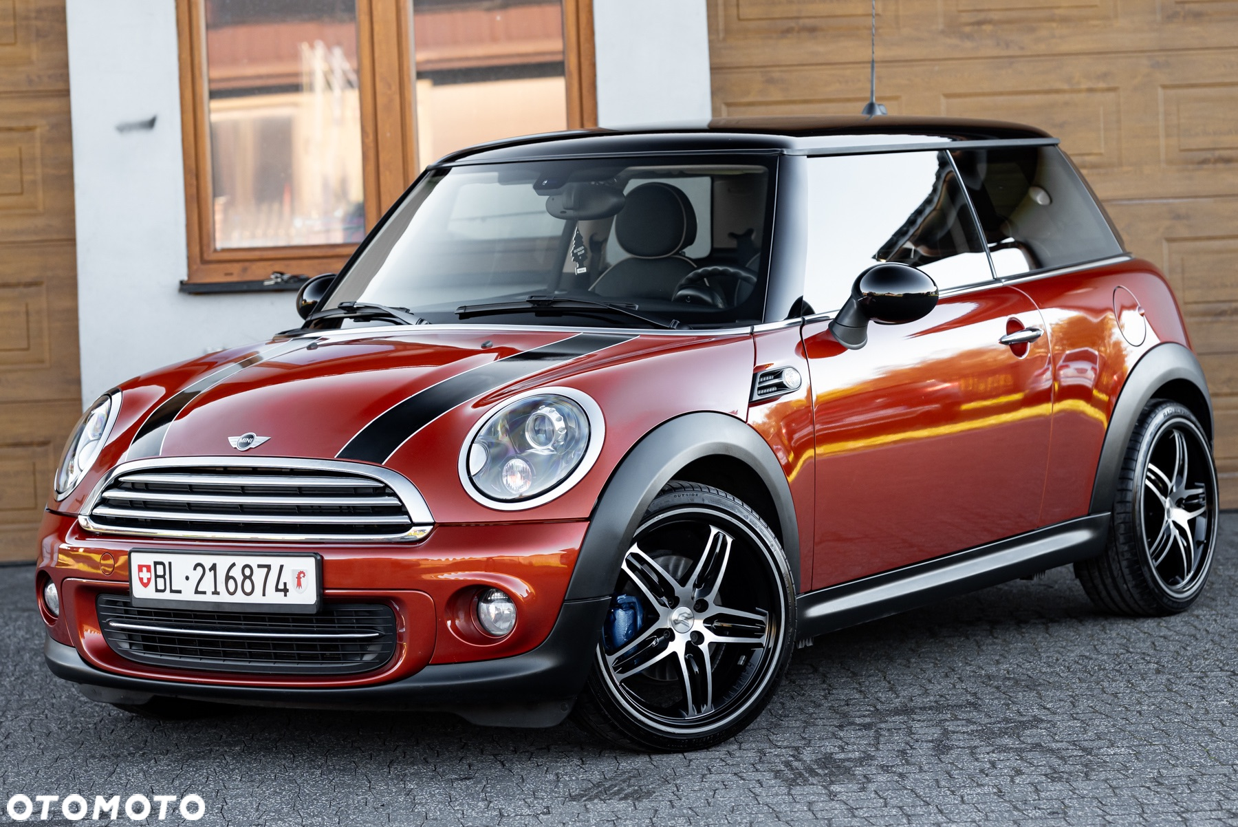 MINI Cooper Standard - 2