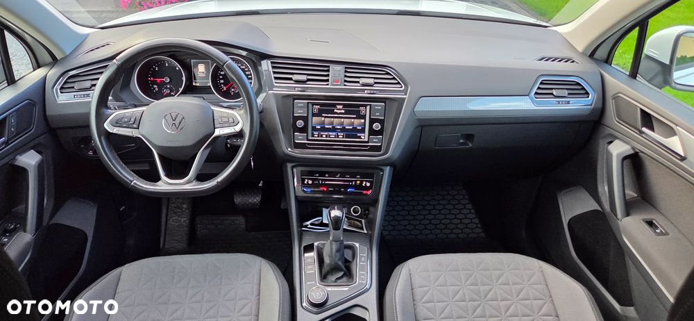 Volkswagen Tiguan - 6