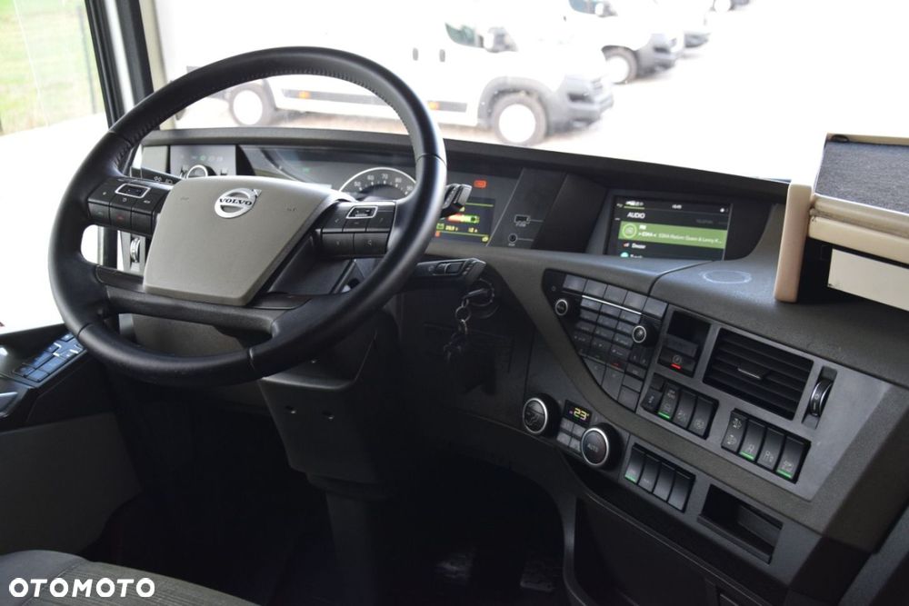 Volvo FH 500 Globetrotter XL - 29