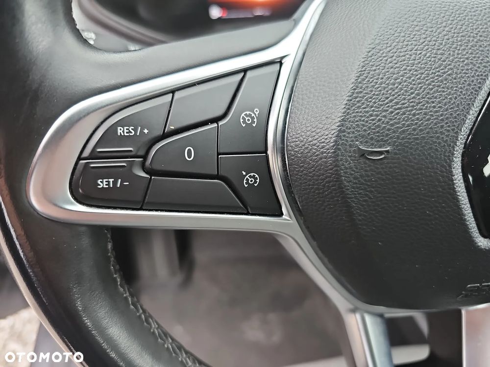 Renault Clio 1.0 TCe Evolution - 17