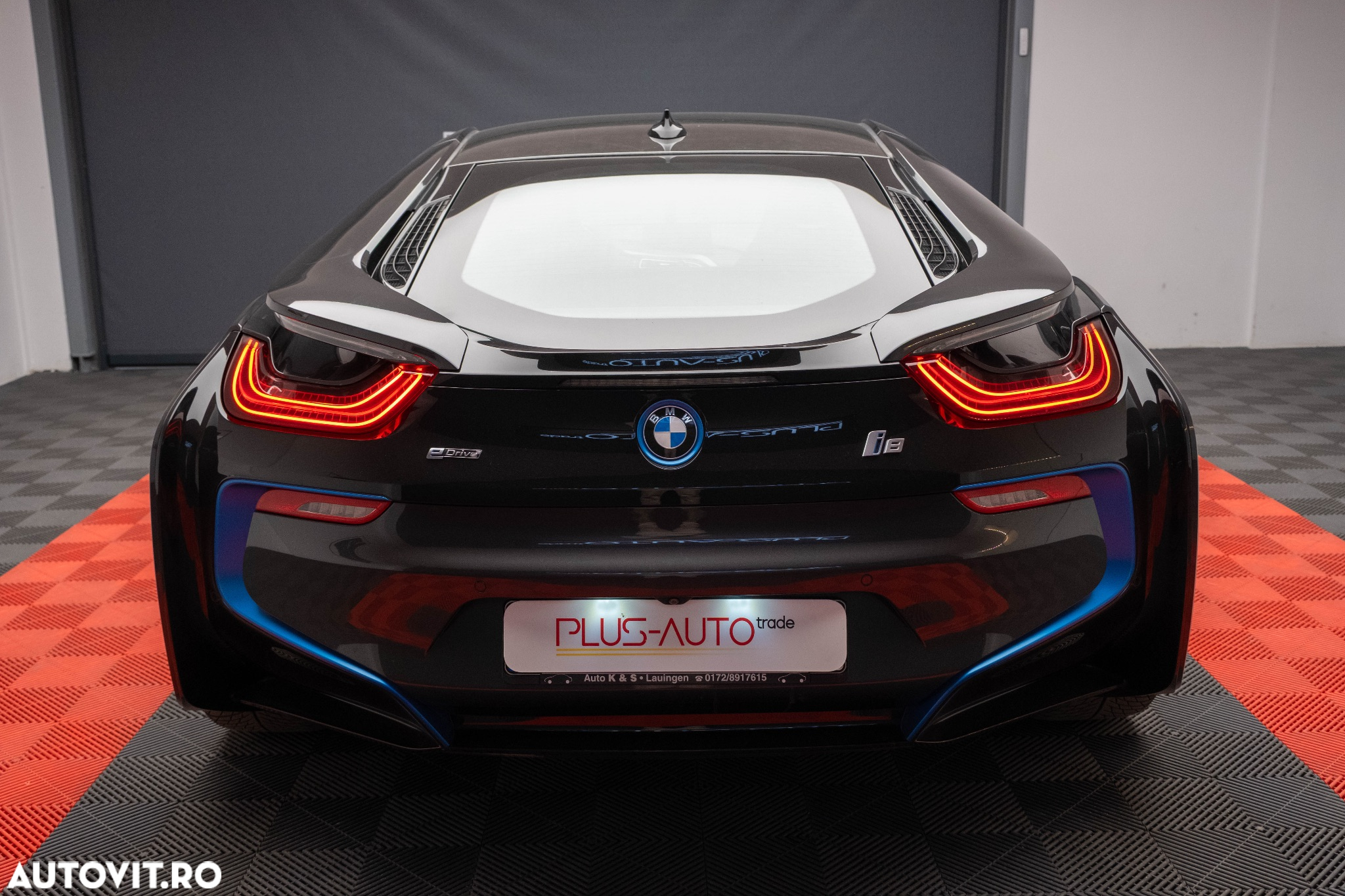 BMW i8 Coupe - 10
