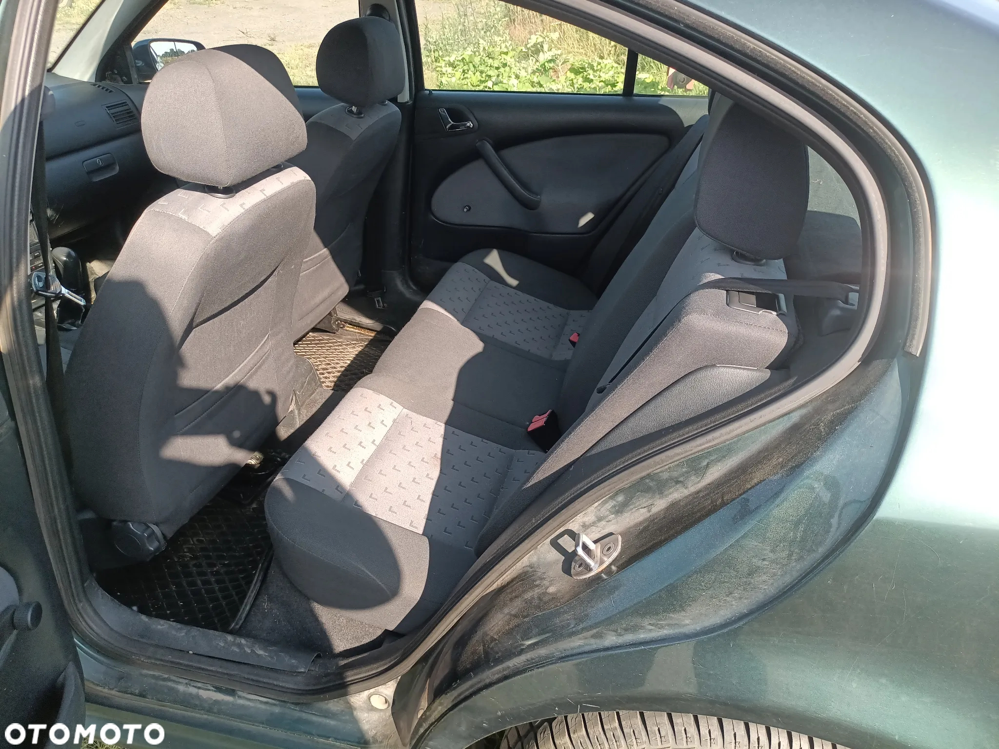 Skoda Octavia 1.8T Tour Classic - 10