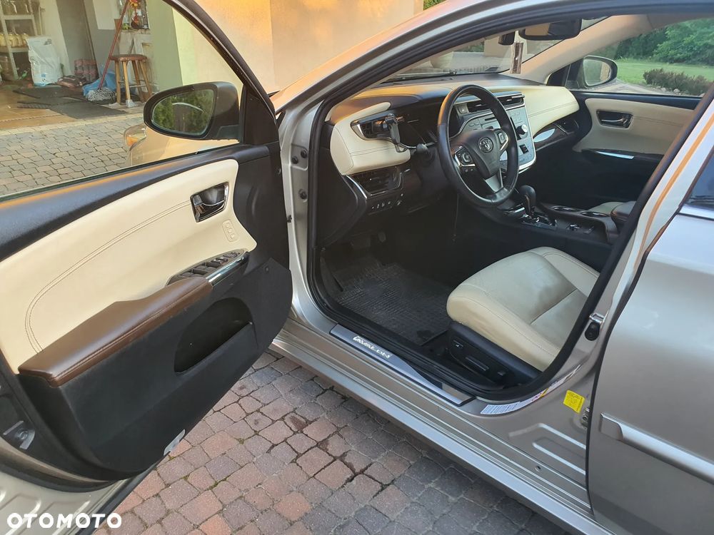 Toyota Avalon 3.5 Limited - 13