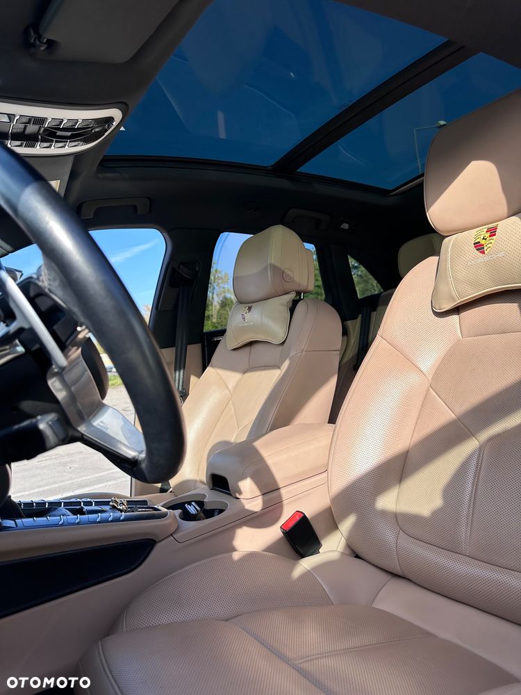 Porsche Macan S - 12