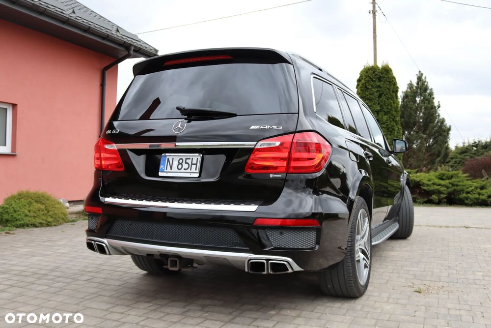 Mercedes-Benz GL - 11