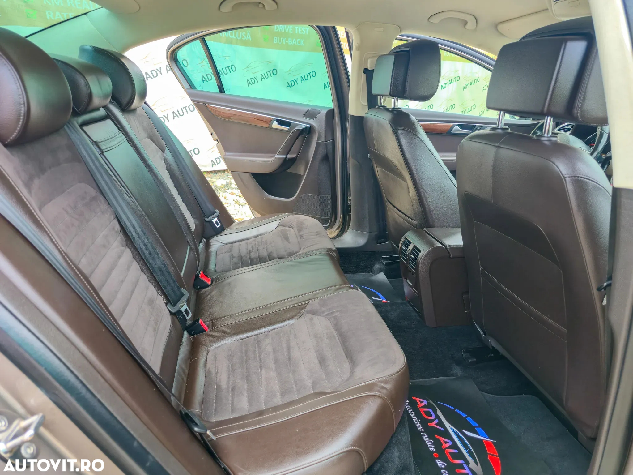 Volkswagen Passat Variant 1.8 TSI Comfortline - 14