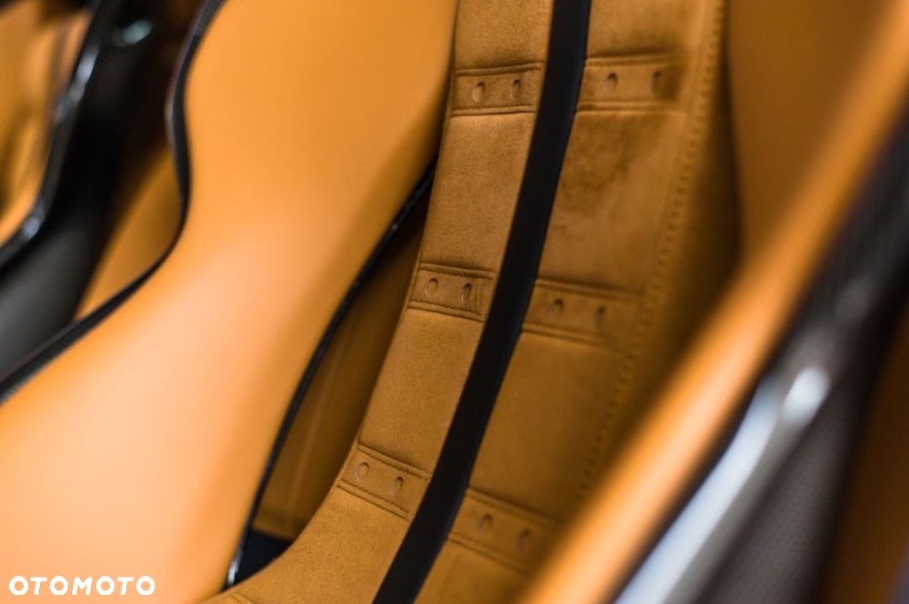 Ferrari SF90 Stradale - 18