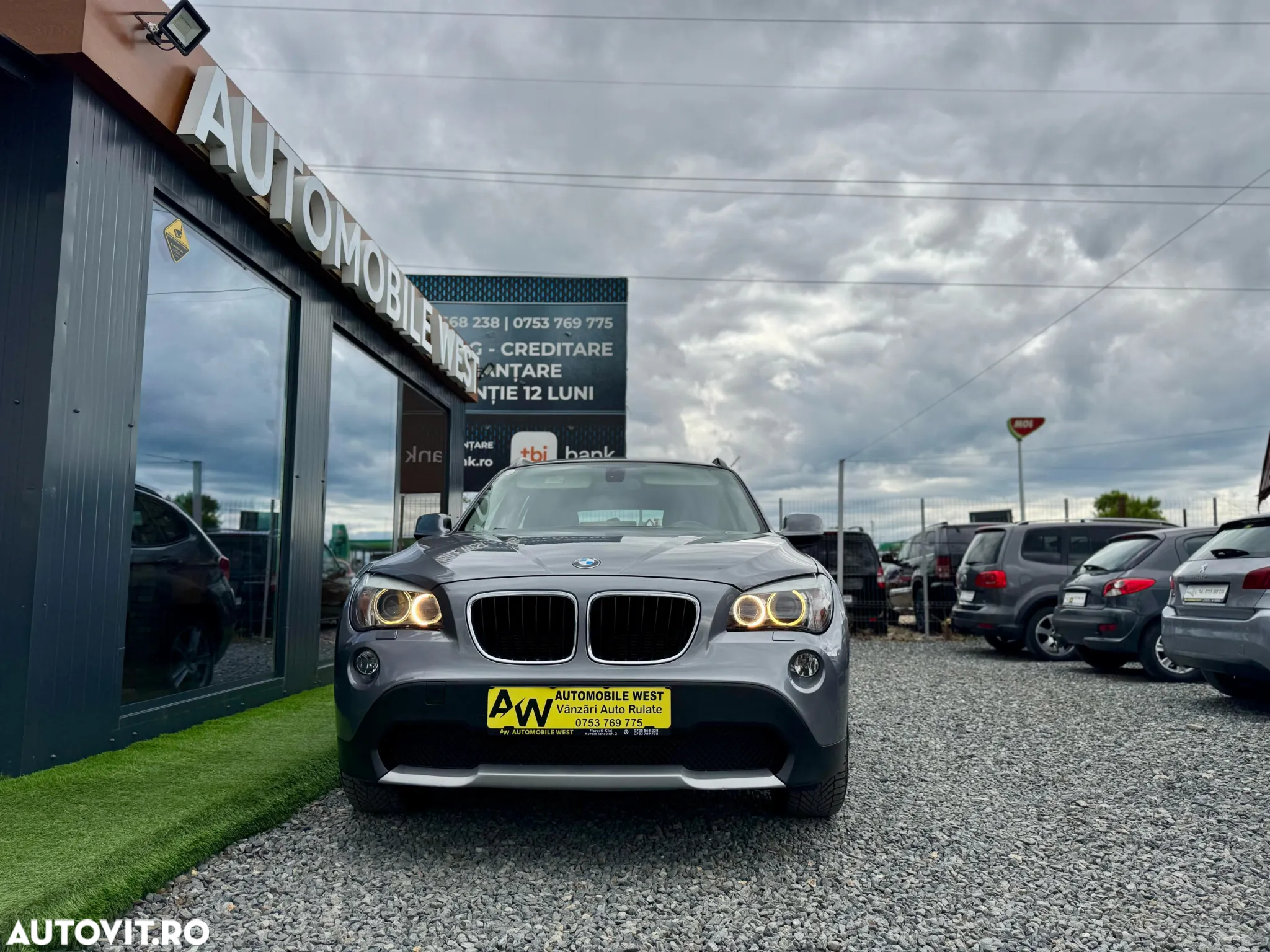 BMW X1 xDrive18d Sport Line - 18