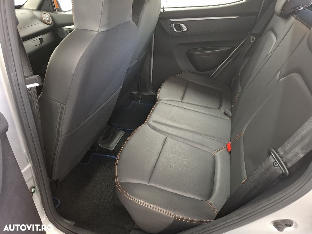 Dacia Spring Comfort Plus - 13