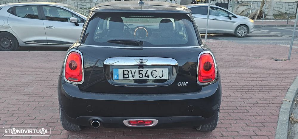 MINI 3 Portas Cooper D - 7