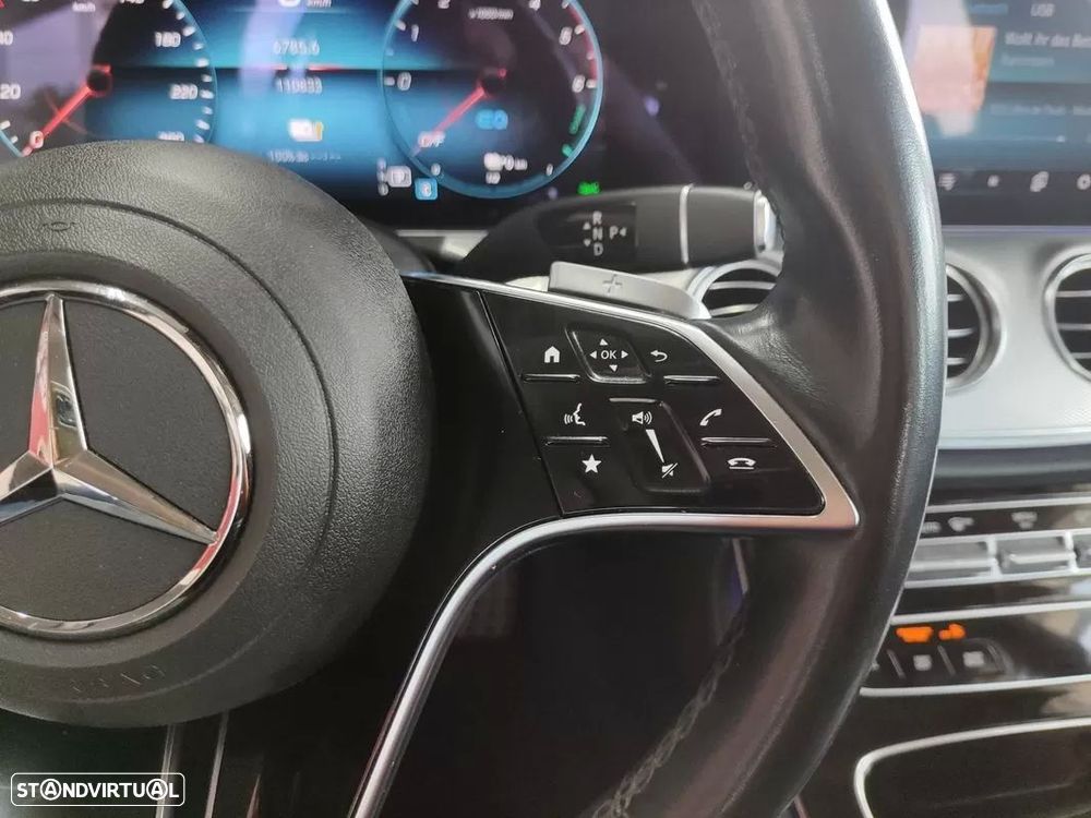 Mercedes-Benz E 300 de AMG Line - 25