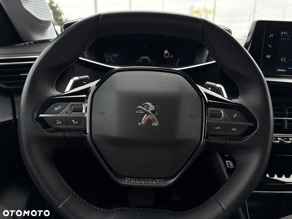 Peugeot 208 1.2 PureTech Allure S&S EAT8 - 17
