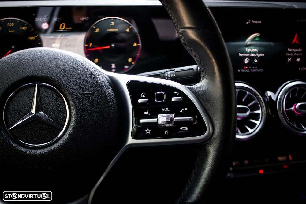 Mercedes-Benz GLB 200 d 4Matic - 16