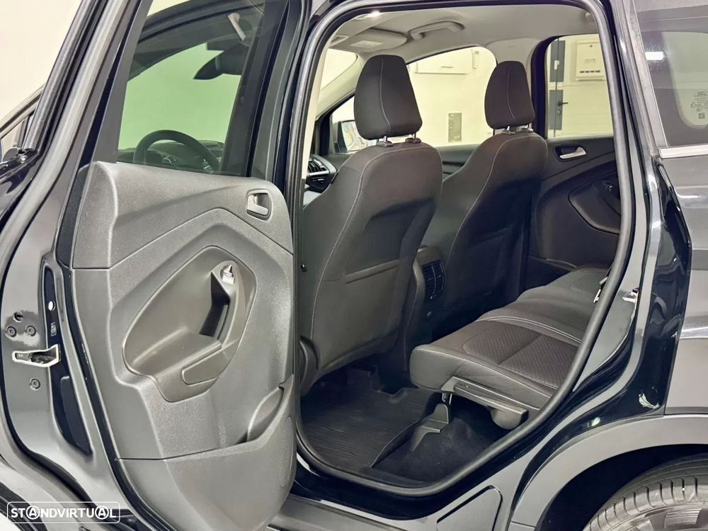 Ford Kuga 1.5 TDCi Titanium - 43
