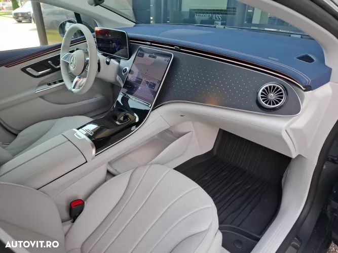 Mercedes-Benz EQE - 12