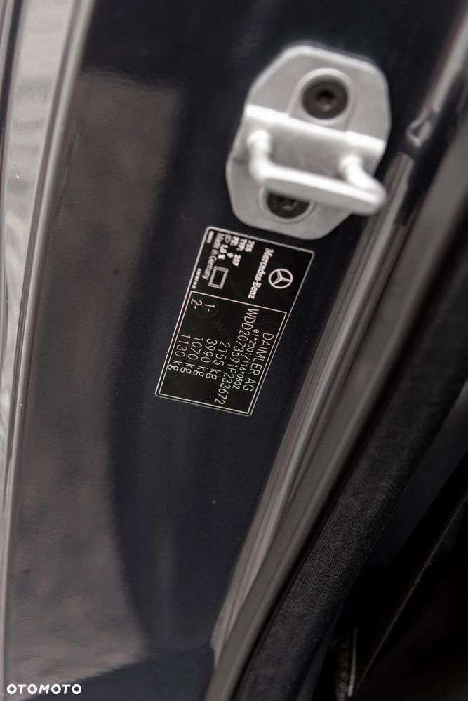 Mercedes-Benz Klasa E 350 BlueEFFICIENCY 7G-TRONIC Avantgarde - 38