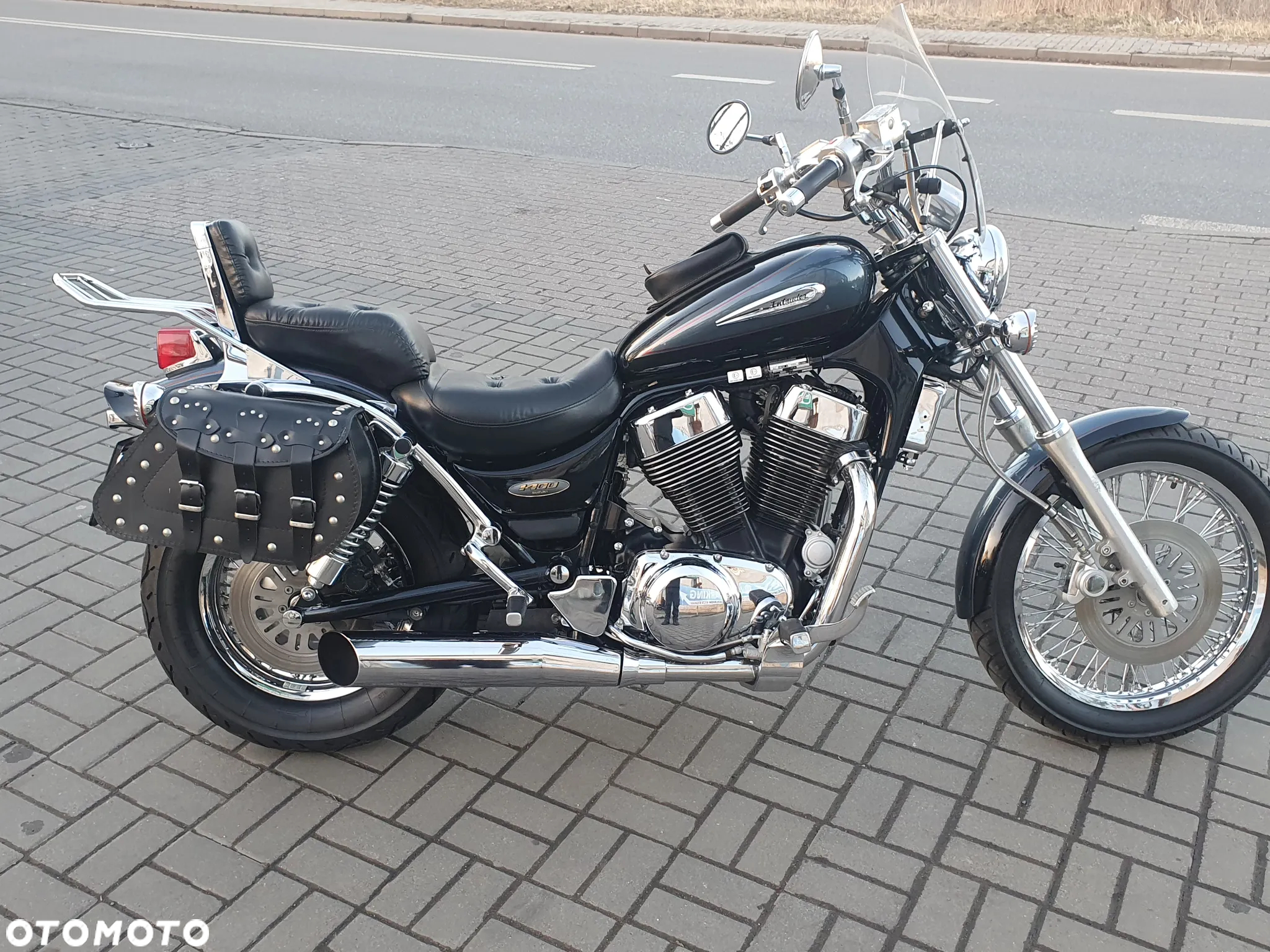 Suzuki Intruder - 20