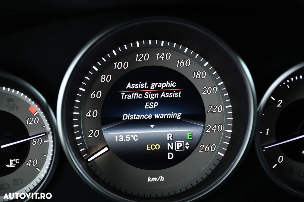 Mercedes-Benz E 300 BLUETEC 7G-TRONIC Avantgarde - 24