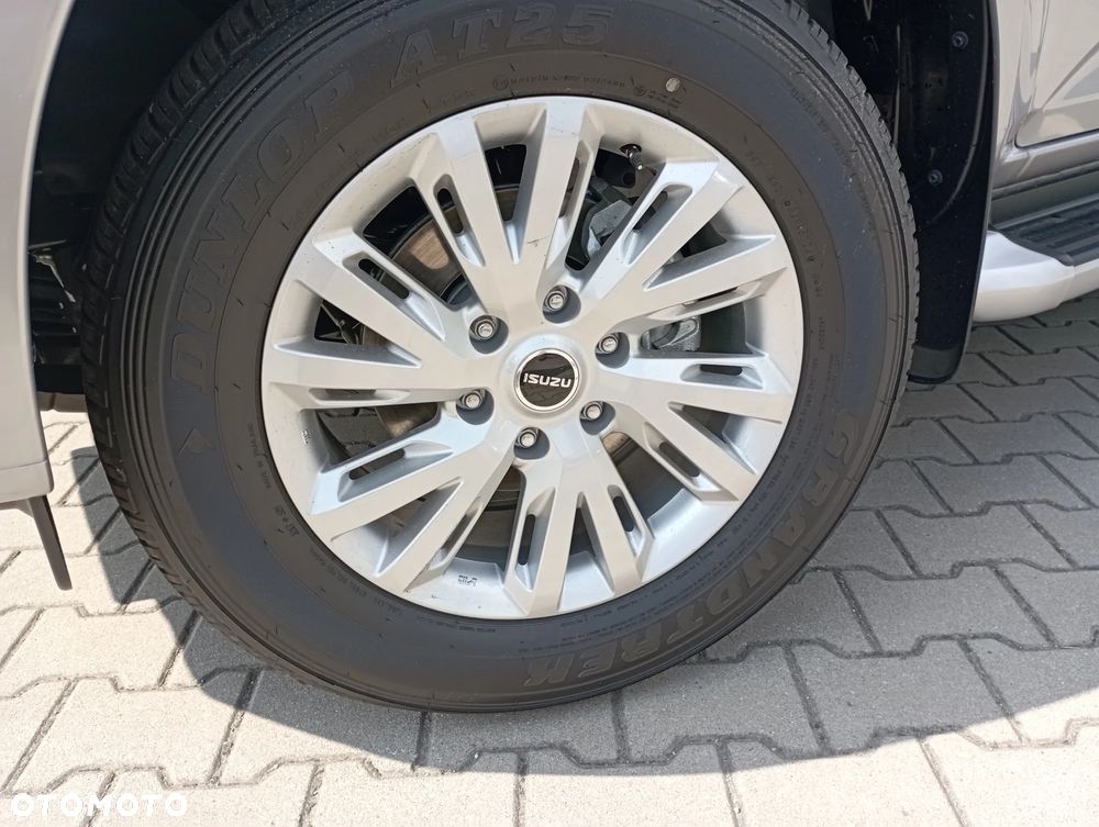 Isuzu D-Max 1.9 DC LS - 37