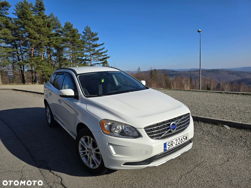 Volvo XC 60 T5 Geartronic Momentum - 1