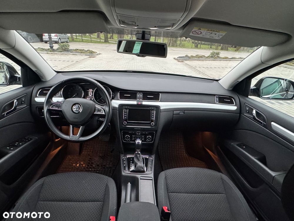 Skoda Superb 2.0 TDI Green tec 4x4 DSG Exclusive - 9