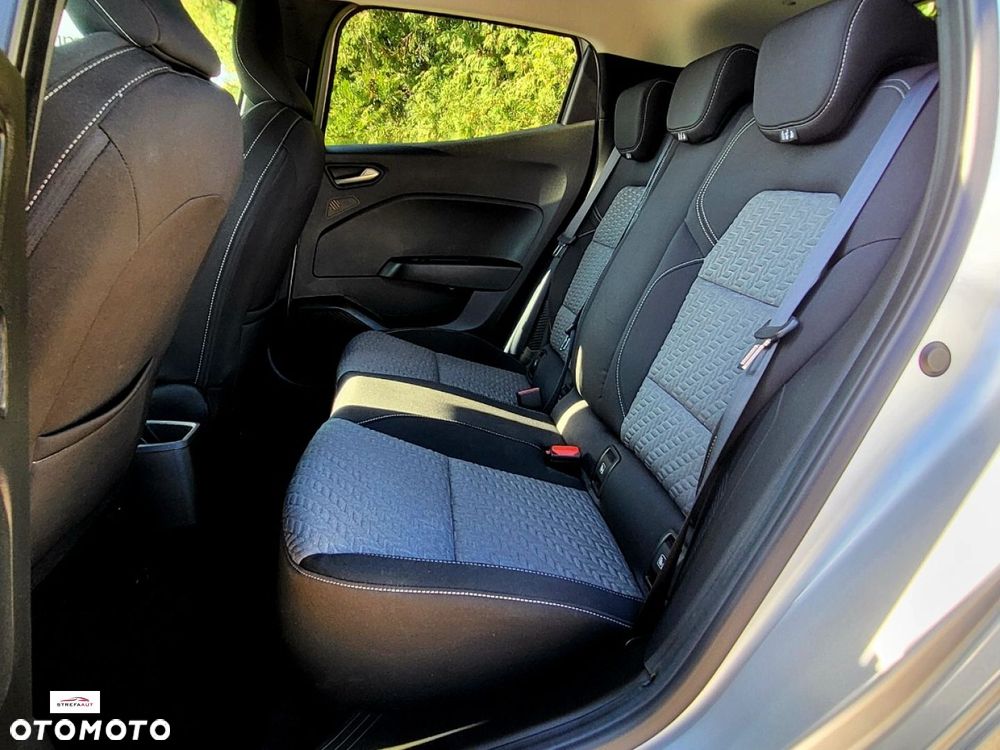 Renault Clio - 6