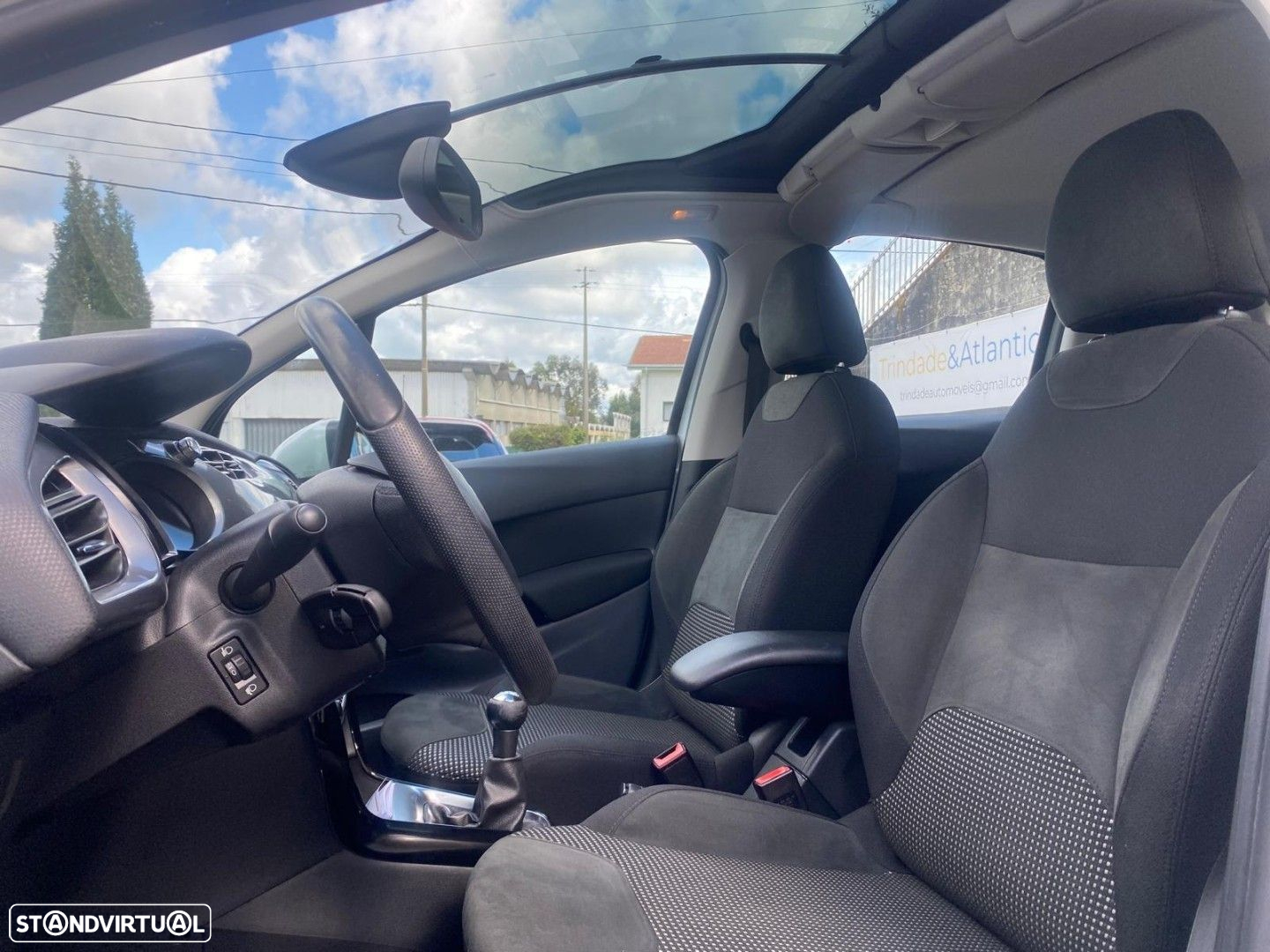 Citroën C3 1.2 VTi Exclusive - 4