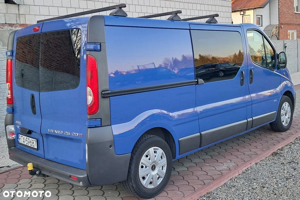 Opel Vivaro 2.5 CDTi L2H1 - 3