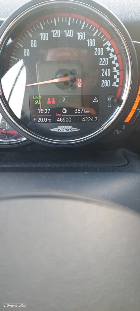 MINI Cabrio John Cooper Works Auto Desportiva - 12