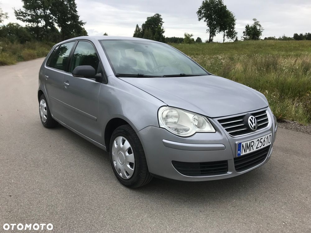 Volkswagen Polo - 1
