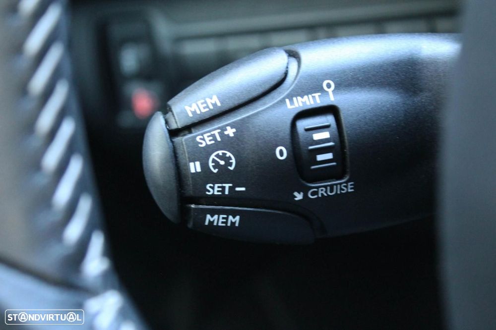 Peugeot 308 SW 1.5 BlueHDi Style - 25