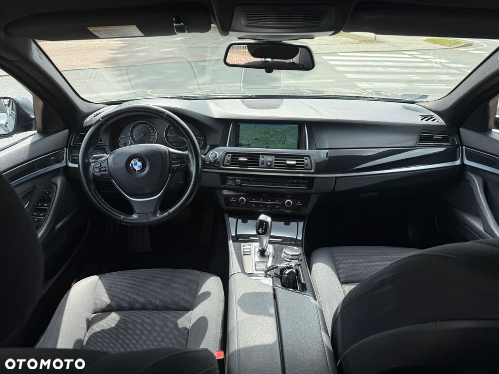 BMW Seria 5 520d - 6
