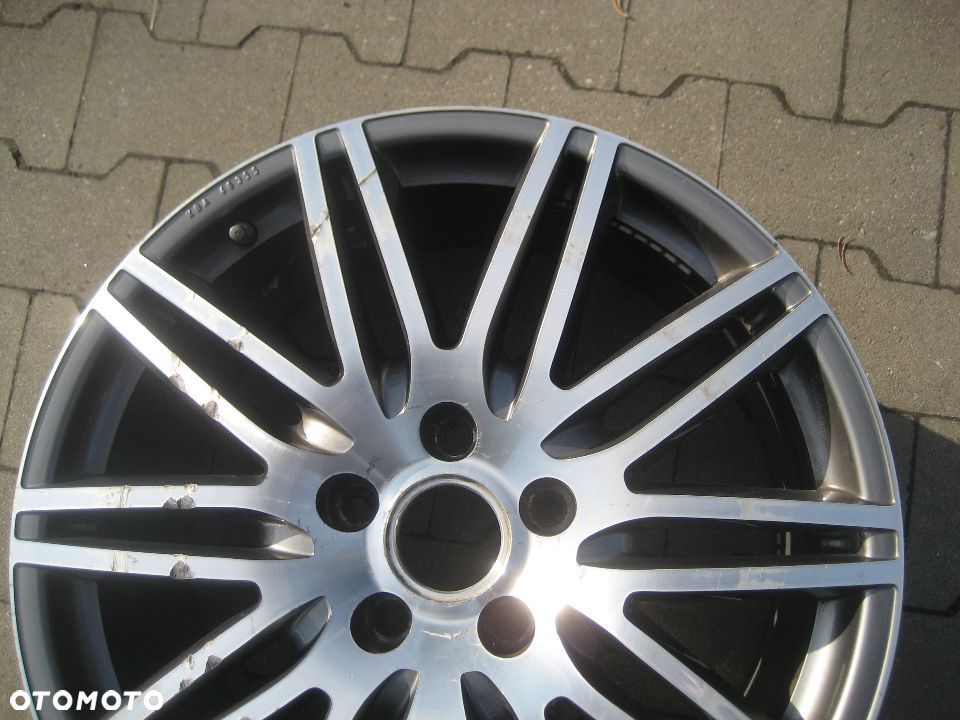 AUDI Q7 TOUAREG FELGA 1SZT.9,0Jx20 ET60 4L0071490 - 3