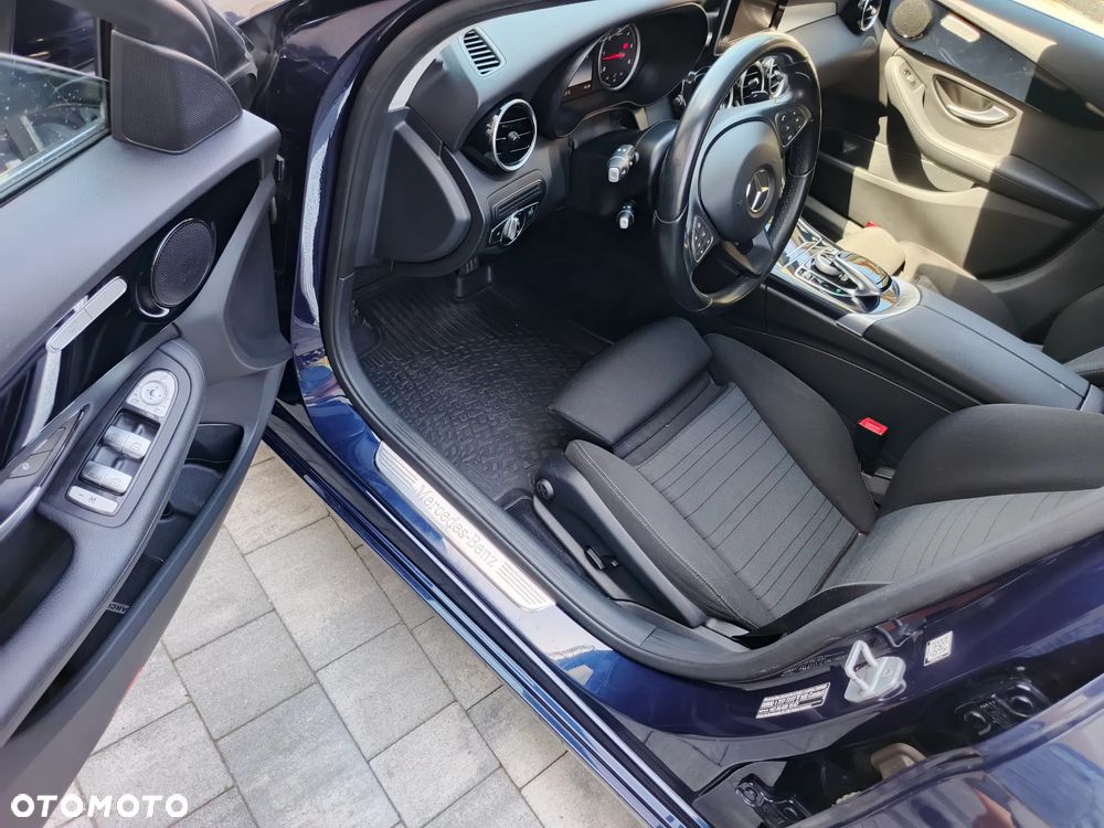 Mercedes-Benz Klasa C 220 d 4-Matic 7G-TRONIC - 10