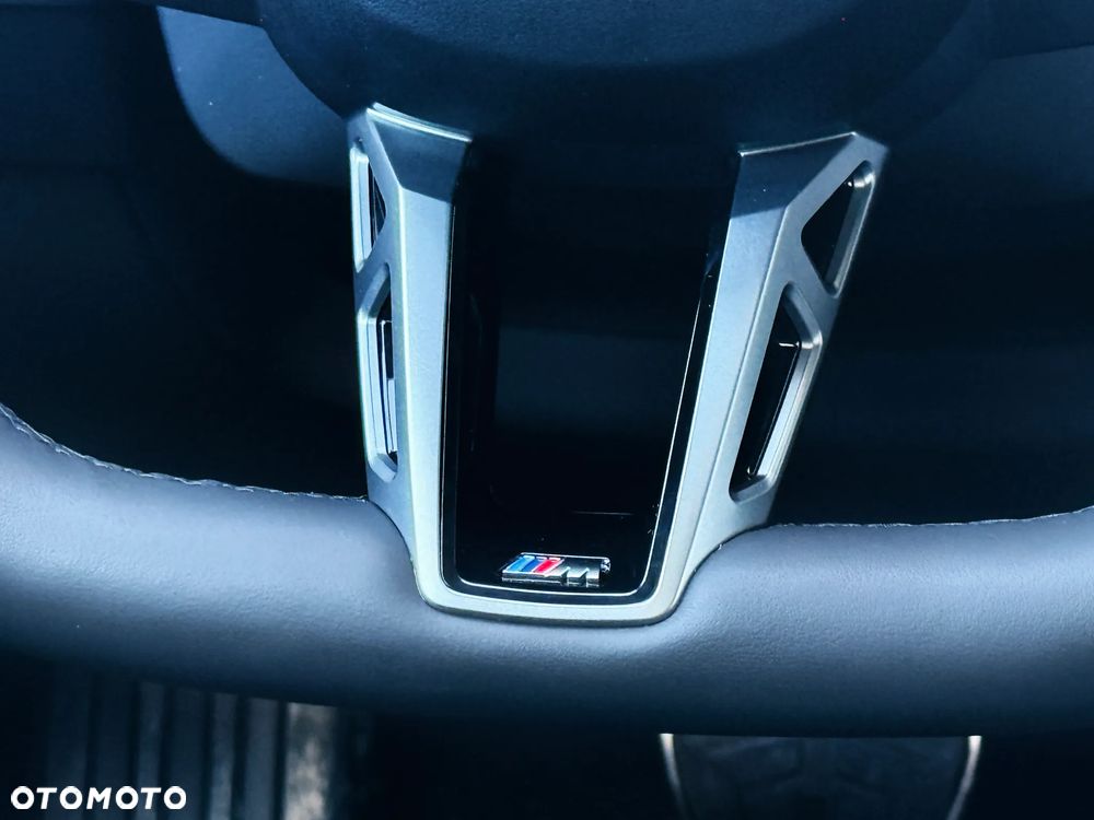 BMW Seria 5 520i - 24