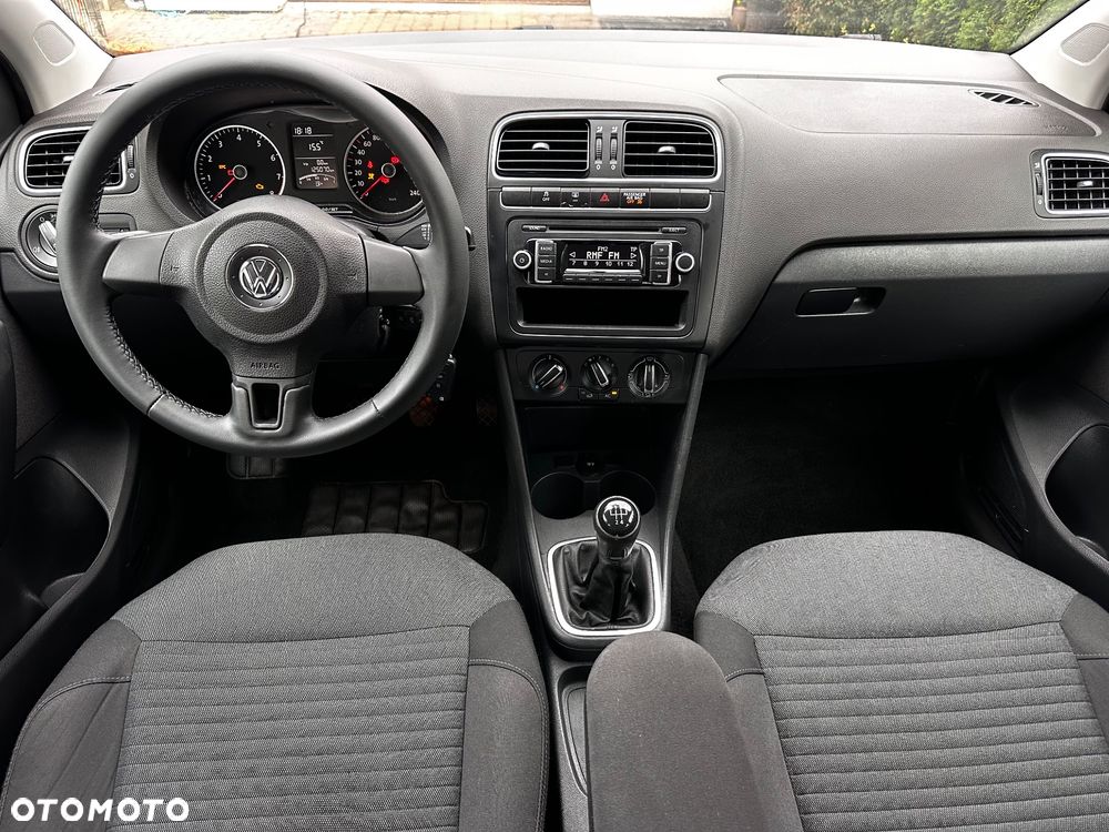 Volkswagen Polo - 28
