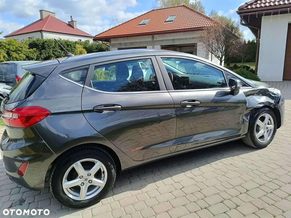 Ford Fiesta 1.1 S&S TITANIUM - 9