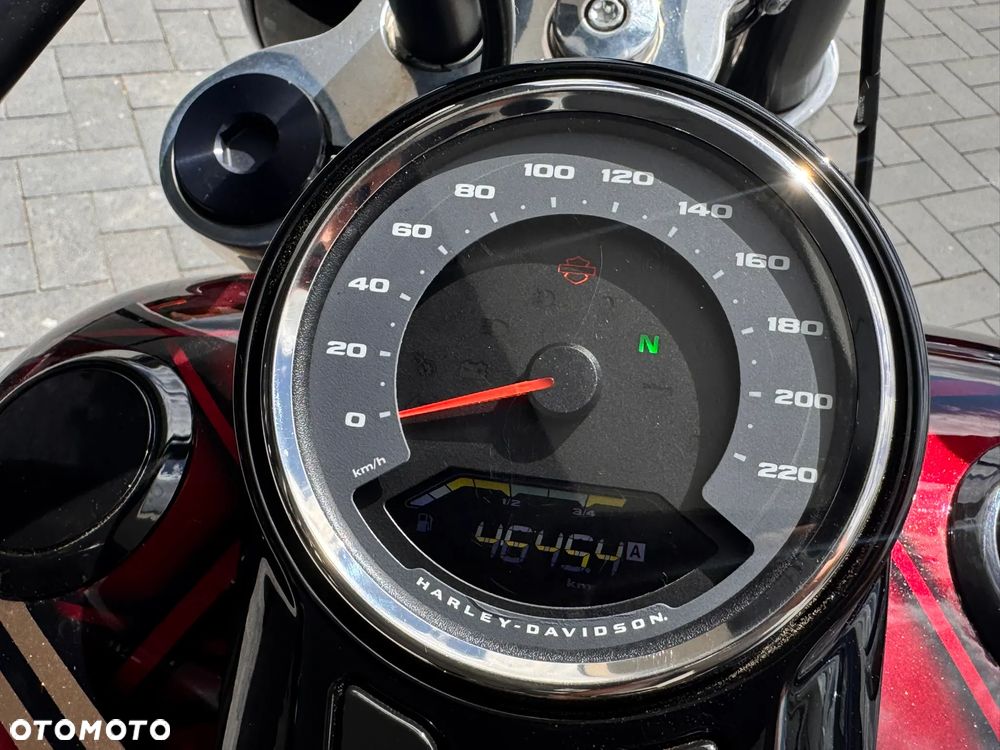 Harley-Davidson Softail Sport Glide - 13