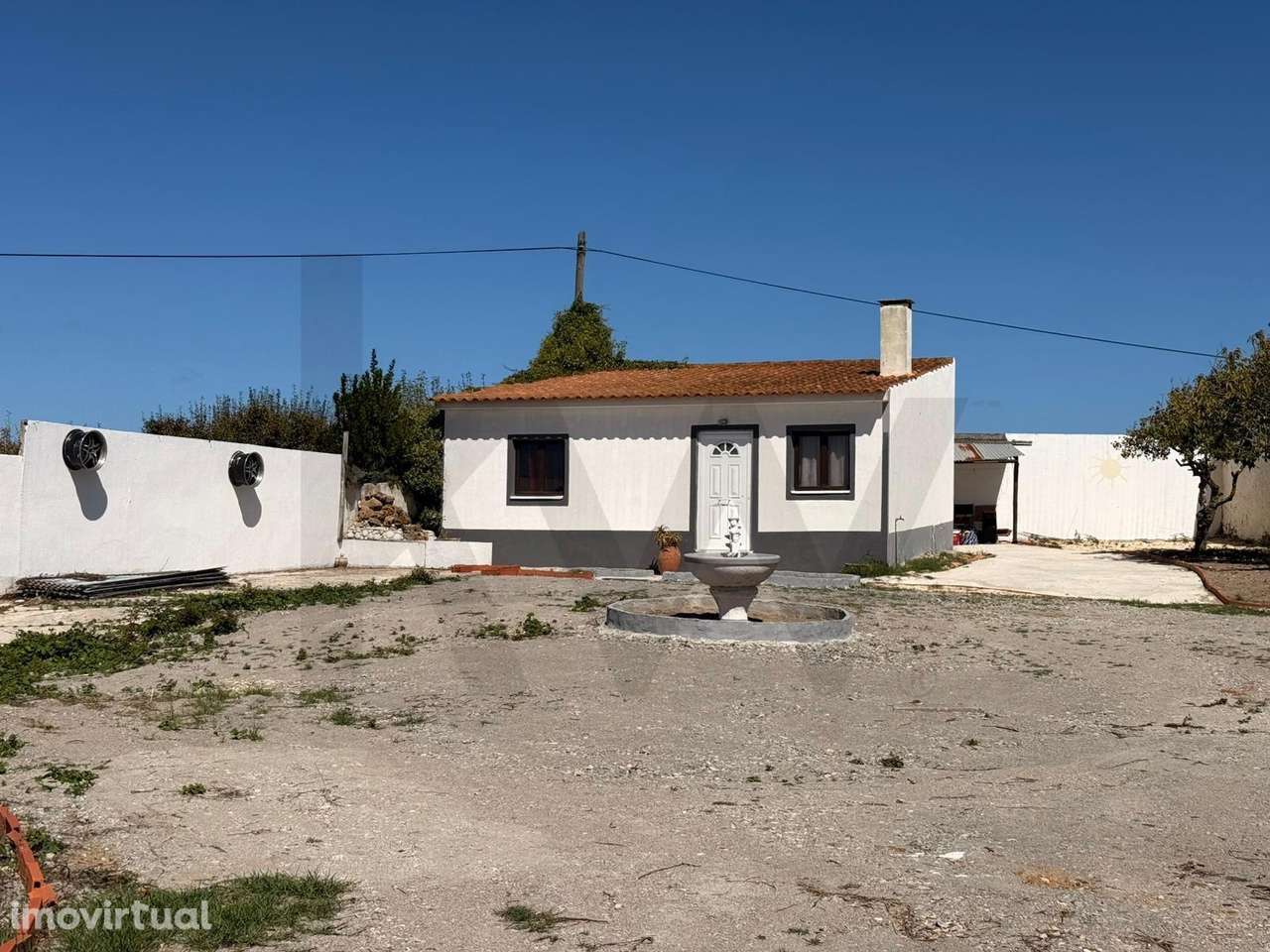 Moradia térrea 2 assoalhadas em A-do-Ruivos, Bombarral num lote de ter - Grande imagem: 2/14