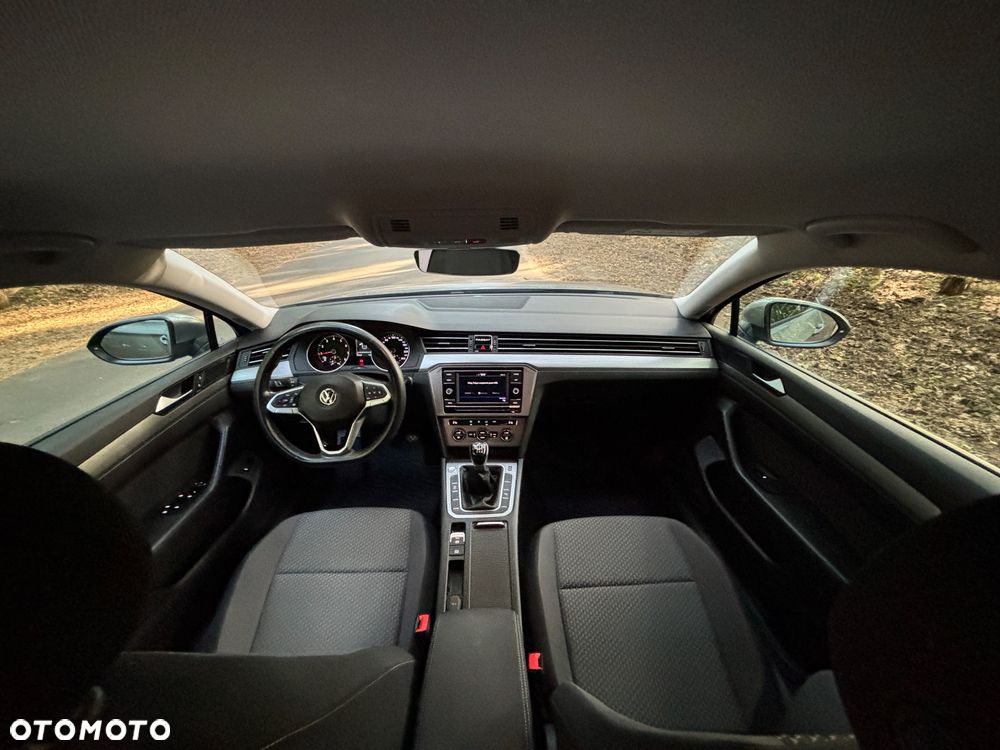 Volkswagen Passat 1.5 TSI EVO Elegance - 30