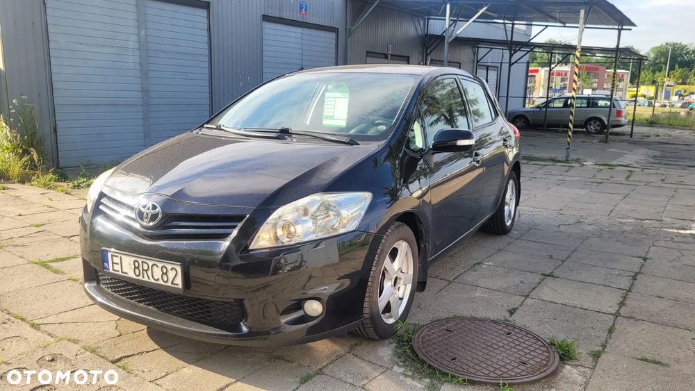Toyota Auris 1.4 D-4D Premium MM - 3