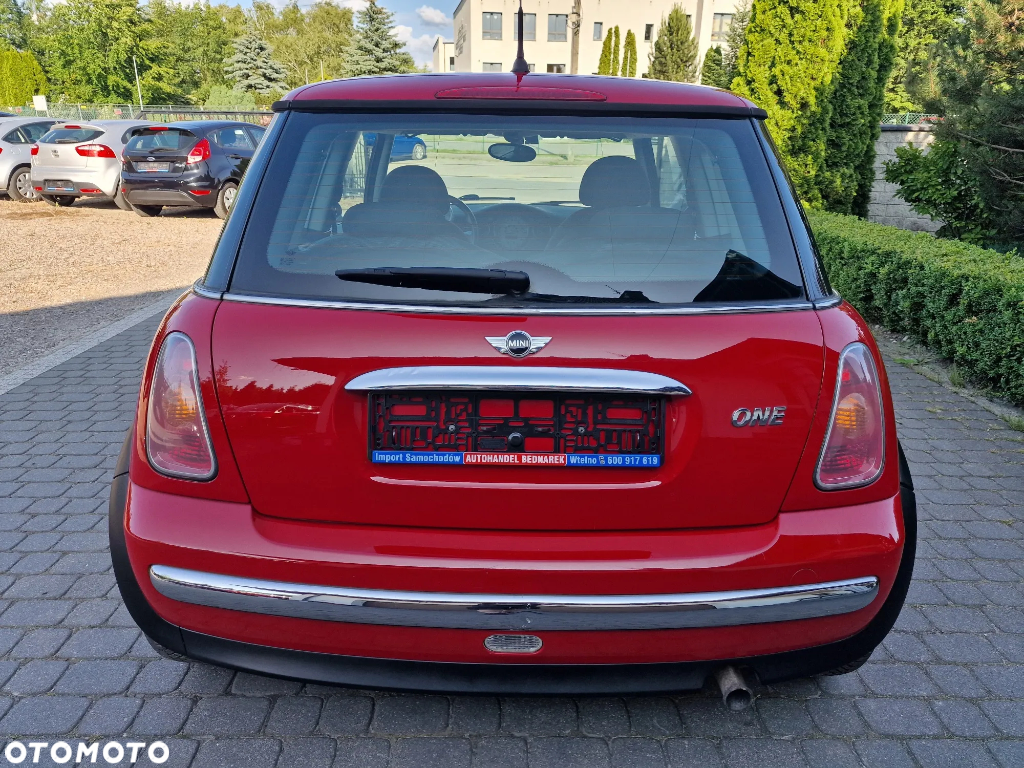 MINI ONE Standard - 8