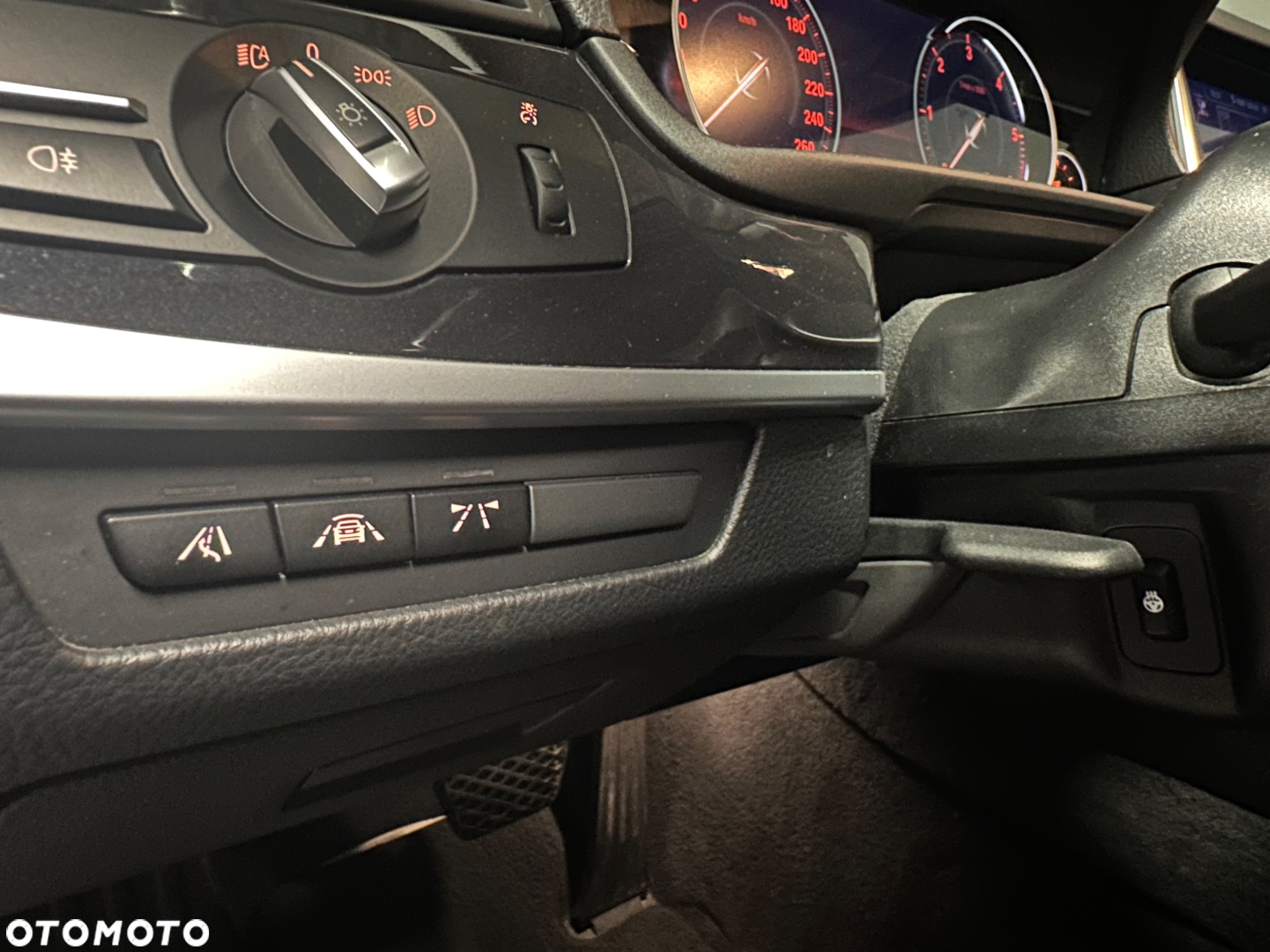 BMW Seria 5 520d Touring Luxury Line - 35