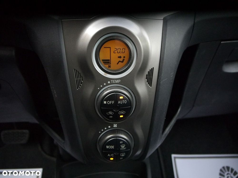 Toyota Yaris 1.33 Sol MM - 28