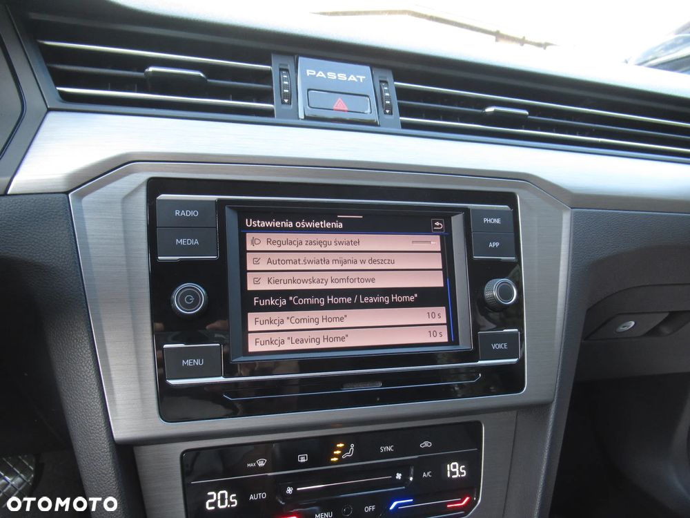 Volkswagen Passat 1.5 TSI EVO Essence - 23