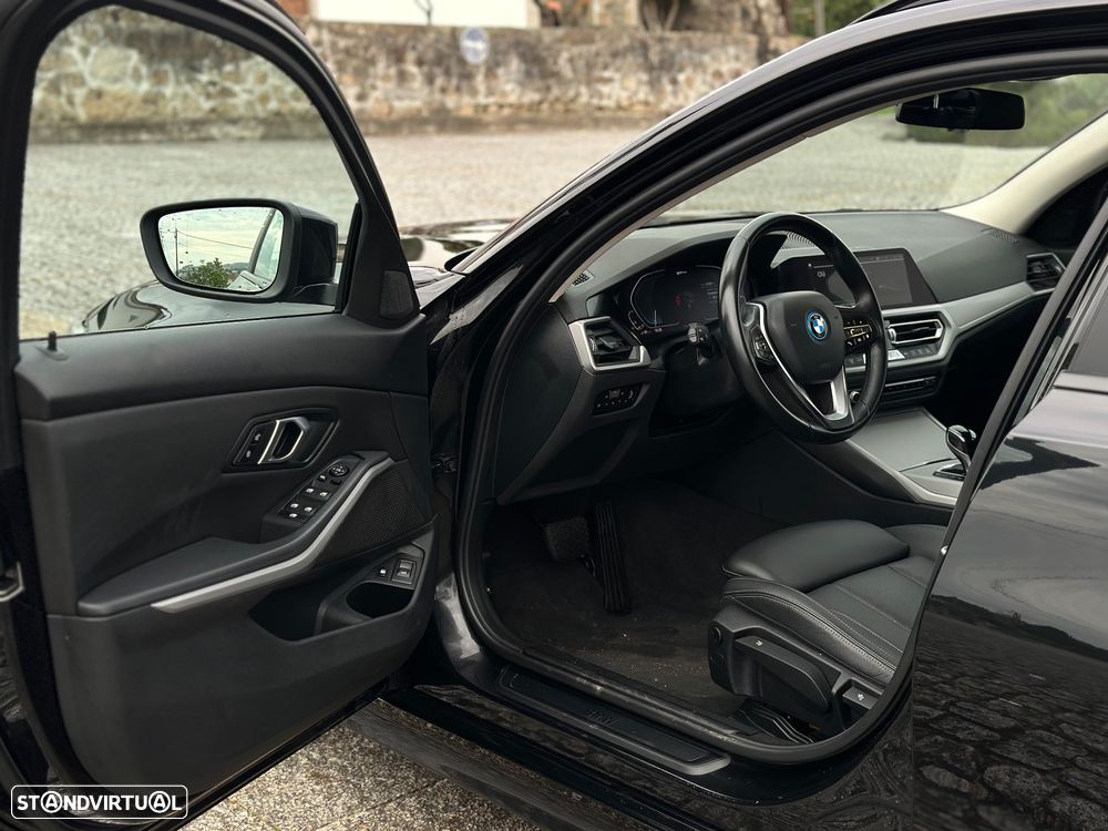 BMW 330 e Aut. Luxury Line - 21