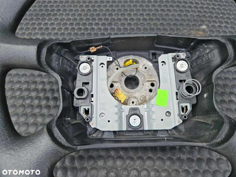 Kierownica 4 Ramienna 1J0419091AA 1U0880201A Czarna Air Bag Poduszka Skoda Octavia I 1 2001r VW Seat AUDI - 12
